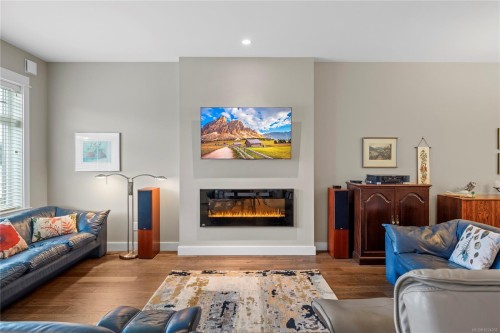 7-237 Second Ave West, Qualicum Beach, BC 