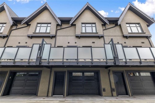 7-237 Second Ave West, Qualicum Beach, BC 