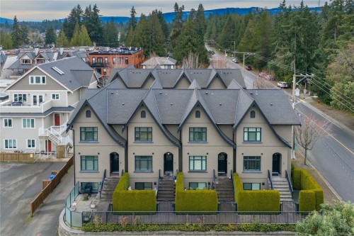 7-237 Second Ave West, Qualicum Beach, BC 