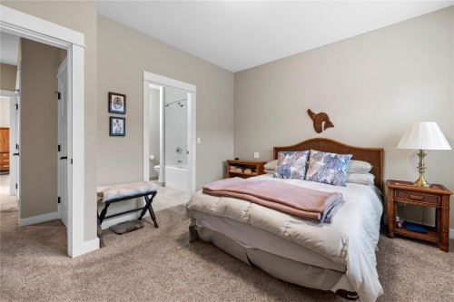 7-237 Second Ave West, Qualicum Beach, BC 