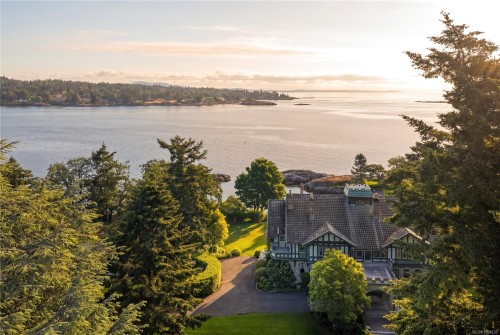 3175 Beach Dr, Oak Bay, BC 
