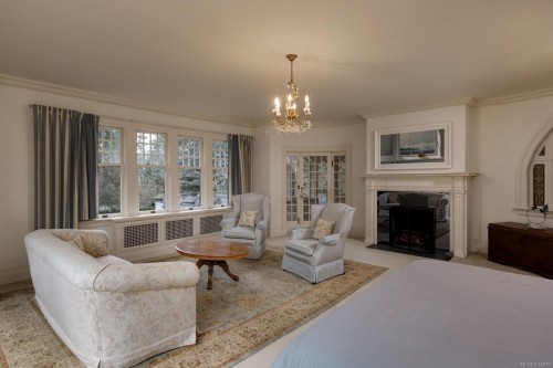 3175 Beach Dr, Oak Bay, BC 