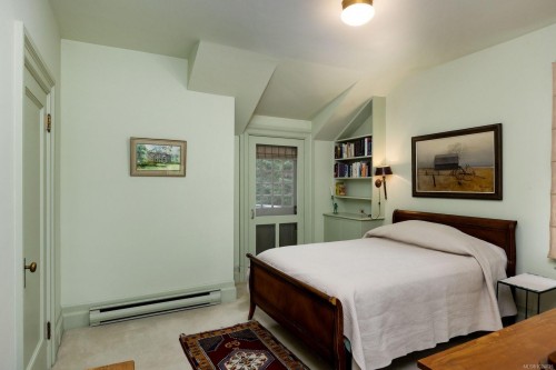 3175 Beach Dr, Oak Bay, BC 