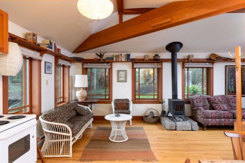 3175 Beach Dr, Oak Bay, BC 