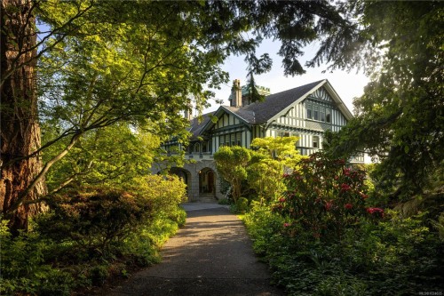 3175 Beach Dr, Oak Bay, BC 
