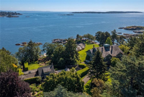 3175 Beach Dr, Oak Bay, BC 