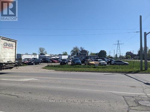 90 Clarke Road, London East (East Q), ON 