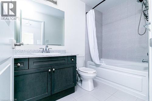124 Stork Street Street, Oakville, ON - Indoor Photo Showing Bathroom