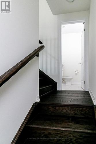 124 Stork Street, Oakville, ON - Indoor Photo Showing Other Room