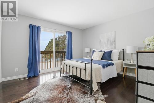 29 Beachview Drive, St. Catharines (Lakeshore), ON - Indoor Photo Showing Bedroom