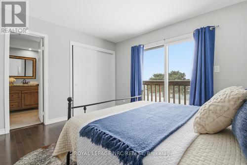 29 Beachview Drive, St. Catharines (Lakeshore), ON - Indoor Photo Showing Bedroom