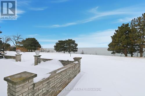 29 Beachview Drive, St. Catharines (Lakeshore), ON - Outdoor With View