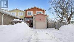 69 RAKEWOOD CRESCENT  Toronto, ON M1V 1M6