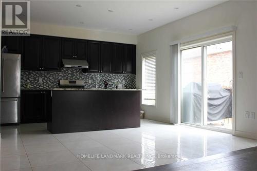 3165 Lula Road, Burlington, ON - Indoor Photo Showing Kitchen