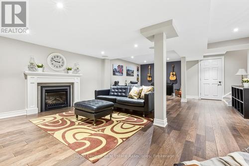 4384 Treetop Court, Mississauga, ON - Indoor Photo Showing Living Room With Fireplace