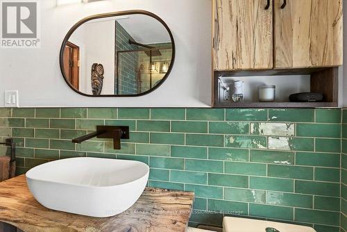 22 Mill Street, Hamilton, ON - Indoor