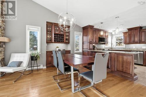 3 Lowe Court, Bedford, NS - Indoor Photo Showing Other Room