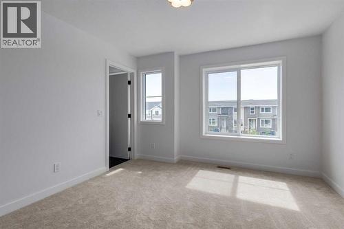 281 Cobblestone Gate, Airdrie, AB - Indoor Photo Showing Other Room
