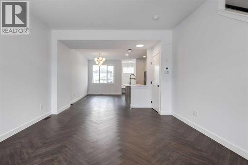 281 Cobblestone Gate, Airdrie, AB - Indoor Photo Showing Other Room