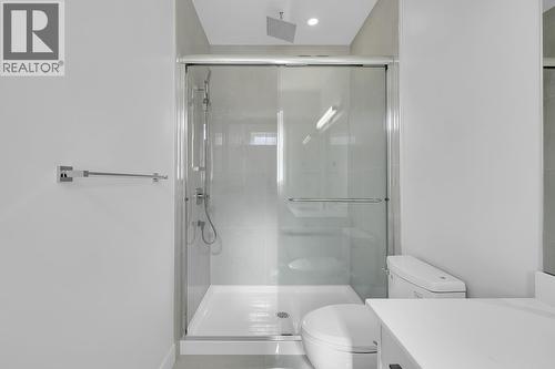 Photos may be of a similar home in the community - 5300 Main Street Unit# 118, Kelowna, BC - Indoor Photo Showing Bathroom