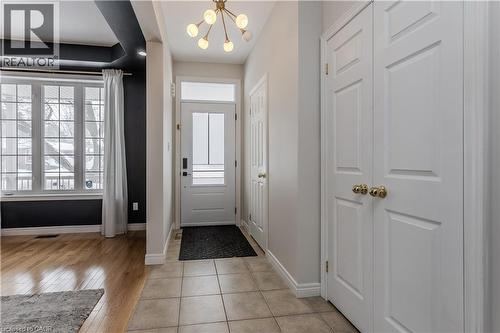 2055 Mountain Grove Avenue, Burlington, ON - Indoor Photo Showing Other Room