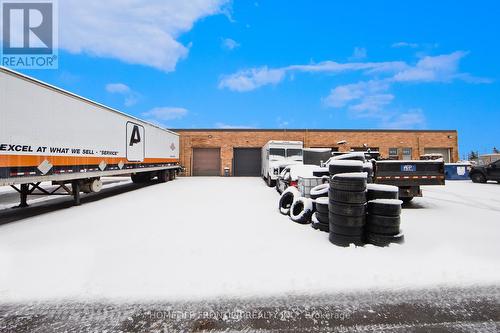 1077 Britannia Road E, Mississauga, ON 