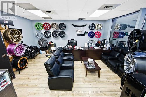 1077 Britannia Road E, Mississauga, ON 