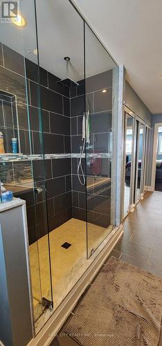 229 Kingsbridge Garden Circle, Mississauga, ON - Indoor