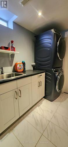 229 Kingsbridge Garden Circle, Mississauga, ON - Indoor Photo Showing Laundry Room