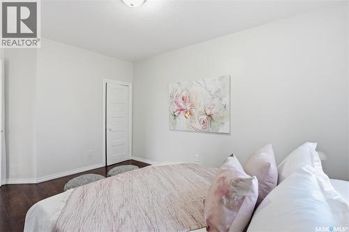 320 D Avenue S, Saskatoon, SK - Indoor Photo Showing Bedroom