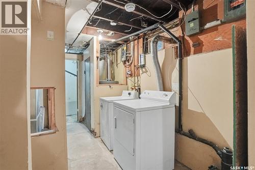320 D Avenue S, Saskatoon, SK - Indoor Photo Showing Laundry Room