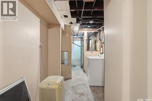 320 D Avenue S, Saskatoon, SK - Indoor Photo Showing Laundry Room