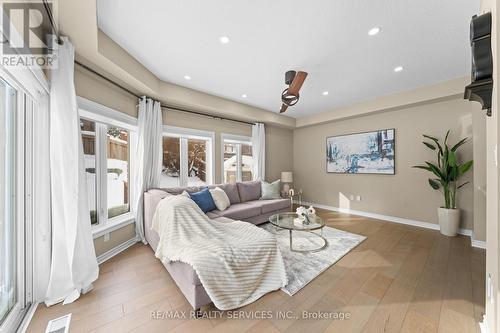 906 Audrey Place, Kitchener, ON - Indoor