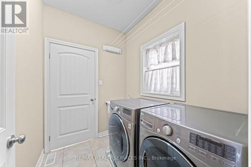 906 Audrey Place, Kitchener, ON - Indoor Photo Showing Laundry Room