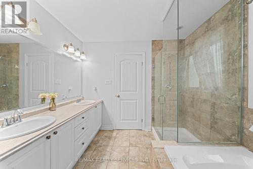 906 Audrey Place, Kitchener, ON - Indoor Photo Showing Bathroom
