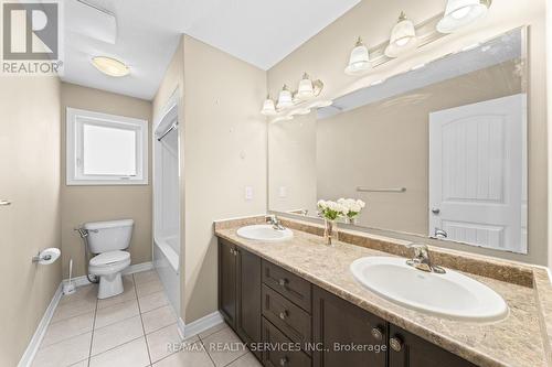 906 Audrey Place, Kitchener, ON - Indoor Photo Showing Bathroom