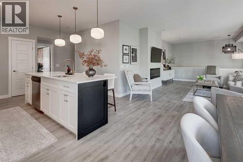 405 Cranbrook Walk Se, Calgary, AB - Indoor