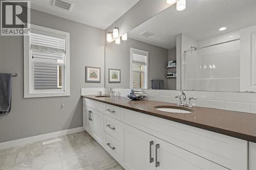 85 Mount Rae Heights, Okotoks, AB - Indoor Photo Showing Bathroom