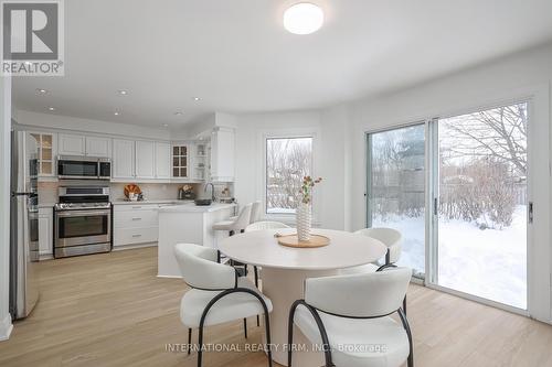 3286 Thorncrest Drive, Mississauga, ON - Indoor