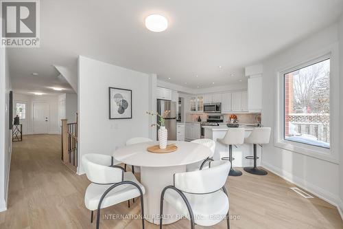 3286 Thorncrest Drive, Mississauga, ON - Indoor Photo Showing Dining Room
