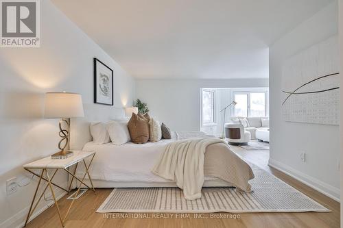 3286 Thorncrest Drive, Mississauga, ON - Indoor Photo Showing Bedroom
