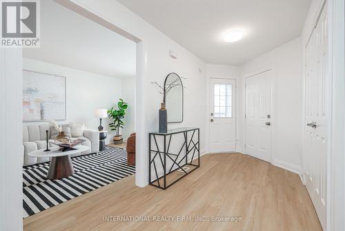 3286 Thorncrest Drive, Mississauga, ON - Indoor Photo Showing Other Room