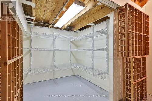 3286 Thorncrest Drive, Mississauga, ON - Indoor With Storage