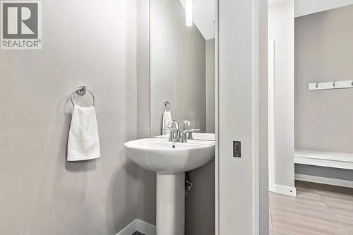 94 Cimarron Springs Circle, Okotoks, AB - Indoor Photo Showing Bathroom