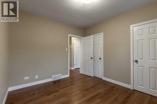 315 Dieppe Boulevard S, Lethbridge, AB - Indoor Photo Showing Other Room