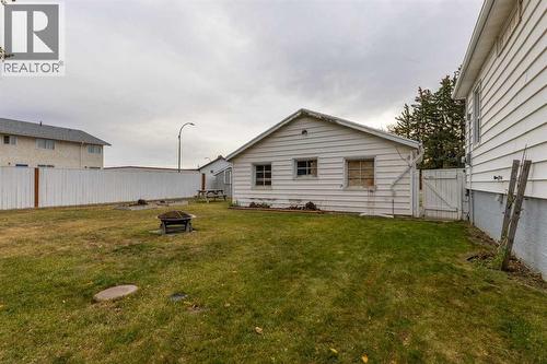 315 Dieppe Boulevard S, Lethbridge, AB - Outdoor