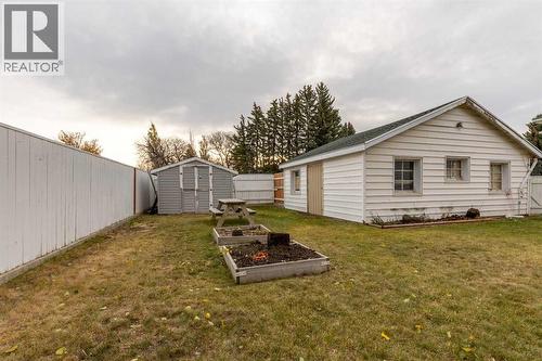 315 Dieppe Boulevard S, Lethbridge, AB - Outdoor