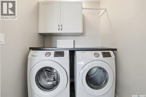 5326 Tutor Way, Regina, SK - Indoor Photo Showing Laundry Room