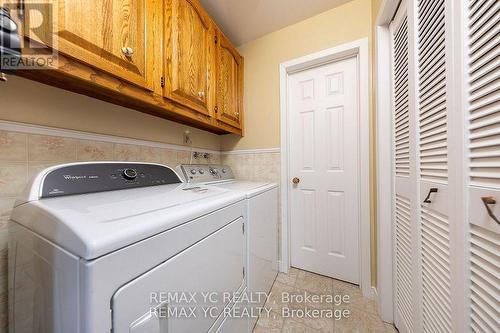 4106 Grandview Street N, Oshawa, ON - Indoor Photo Showing Laundry Room