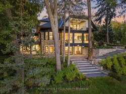 8 Crown Park Road  Toronto, ON M4E 1J9